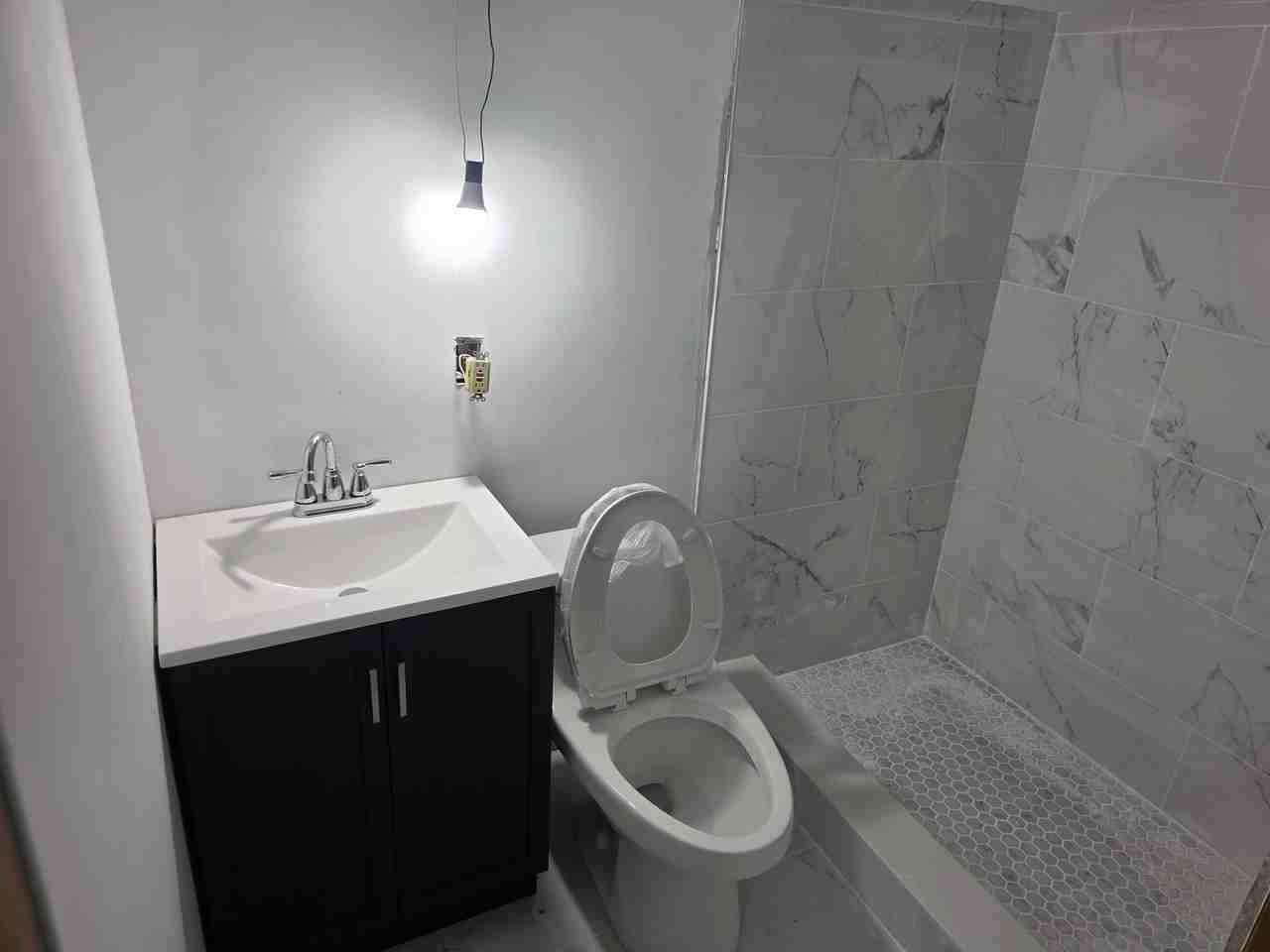 2718 Norland Rd - Photo 2 of 6