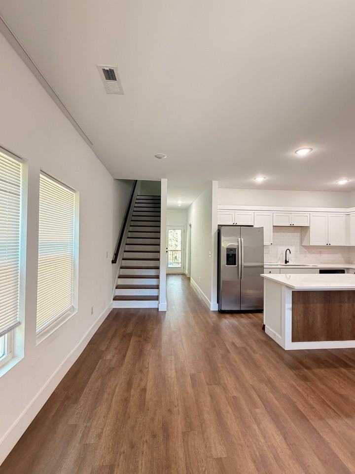 118 Honda St #118 - Photo 3 of 13