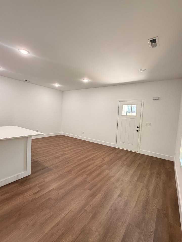 118 Honda St #118 - Photo 4 of 13