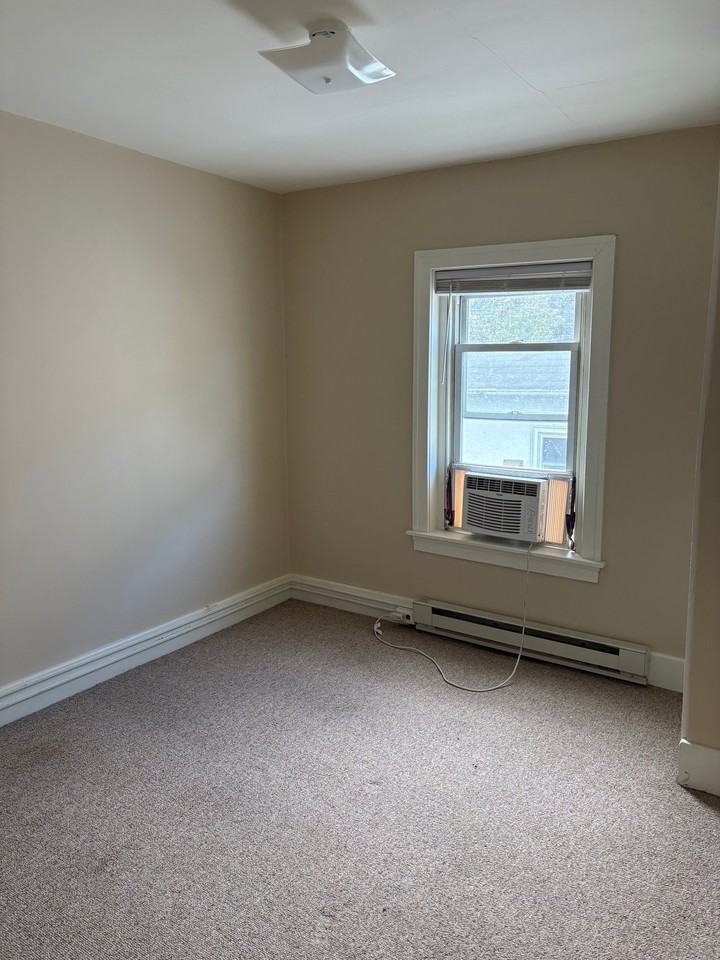 164 Chestnut St #3W - Photo 7 of 7