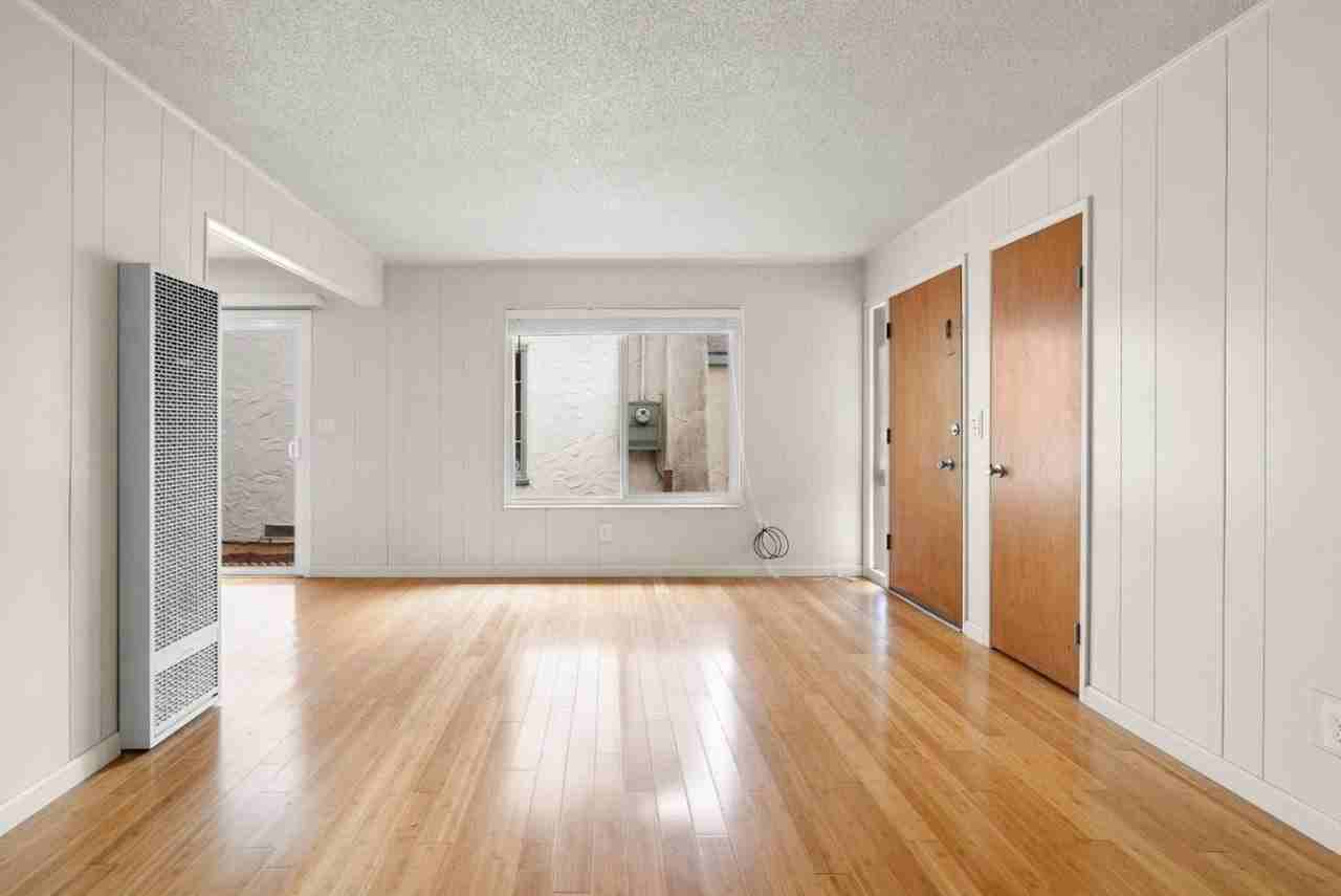 4825 Crystal St - Photo 3 of 16