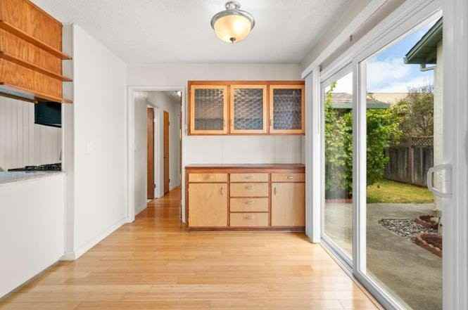 4825 Crystal St - Photo 5 of 16