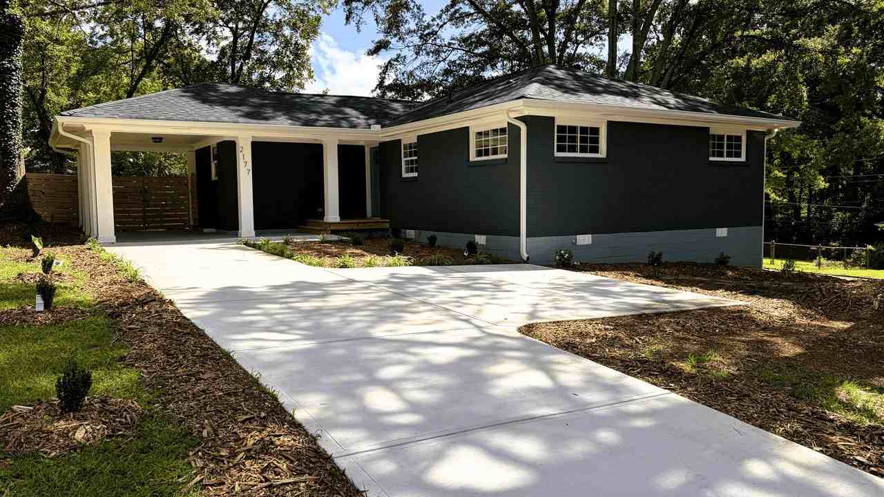 2177 Mcafee Rd - Photo 2 of 16