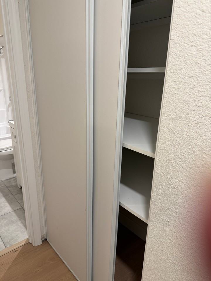 1090 Acacia Ave - Photo 6 of 13