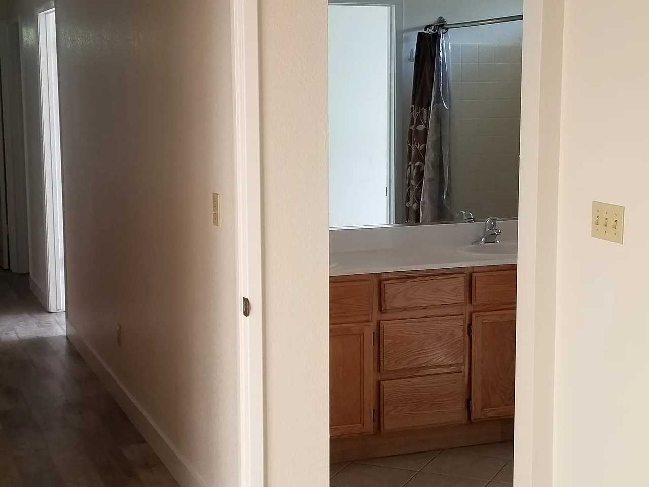 3067 Carey Ln - Photo 4 of 18