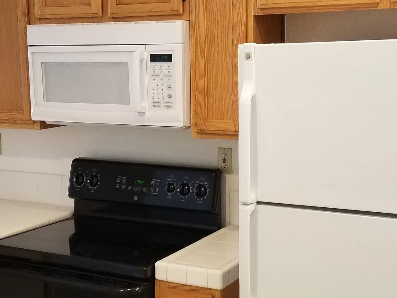3067 Carey Ln - Photo 6 of 18