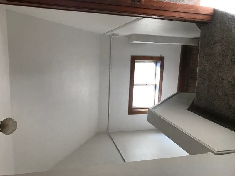 2043 Saint Clair St - Photo 2 of 10