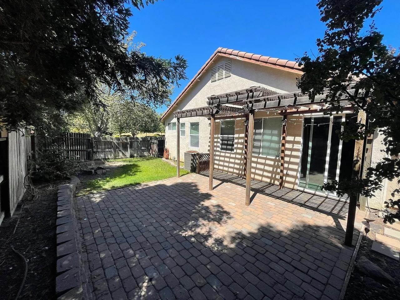 9400 Trolio Way - Photo 2 of 17