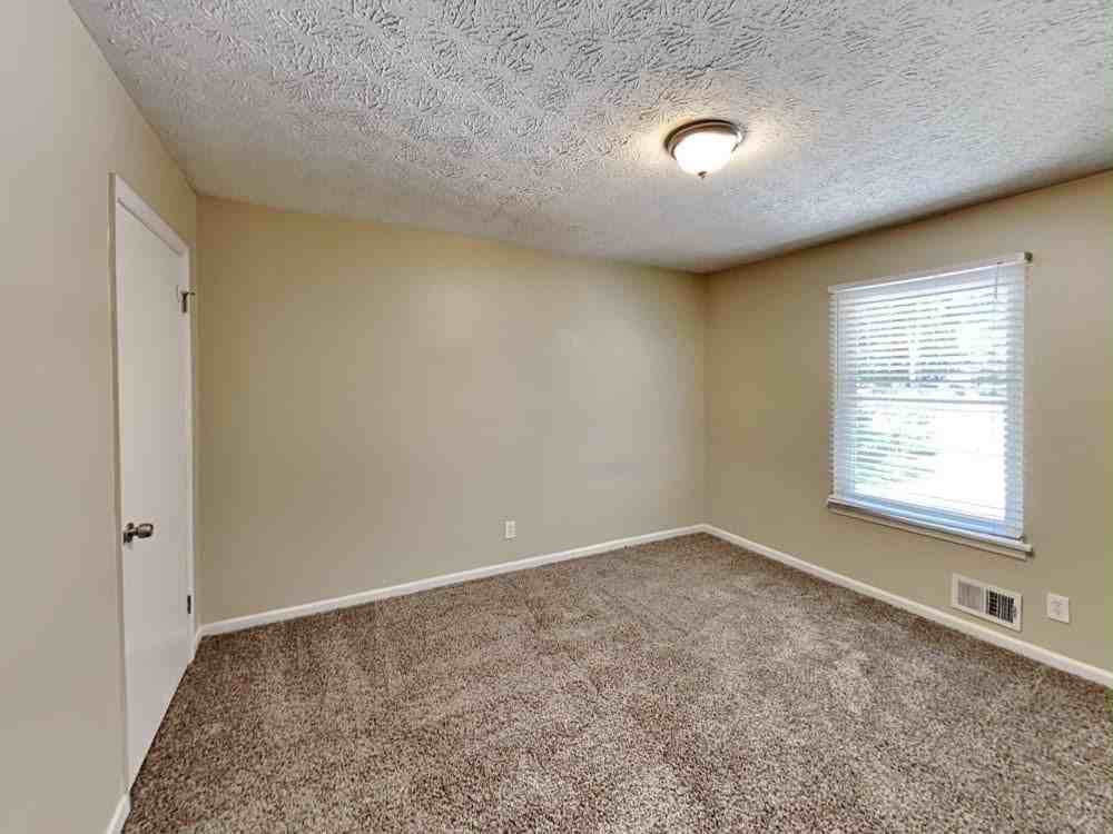 4022 Gold Mill Rdg - Photo 2 of 3