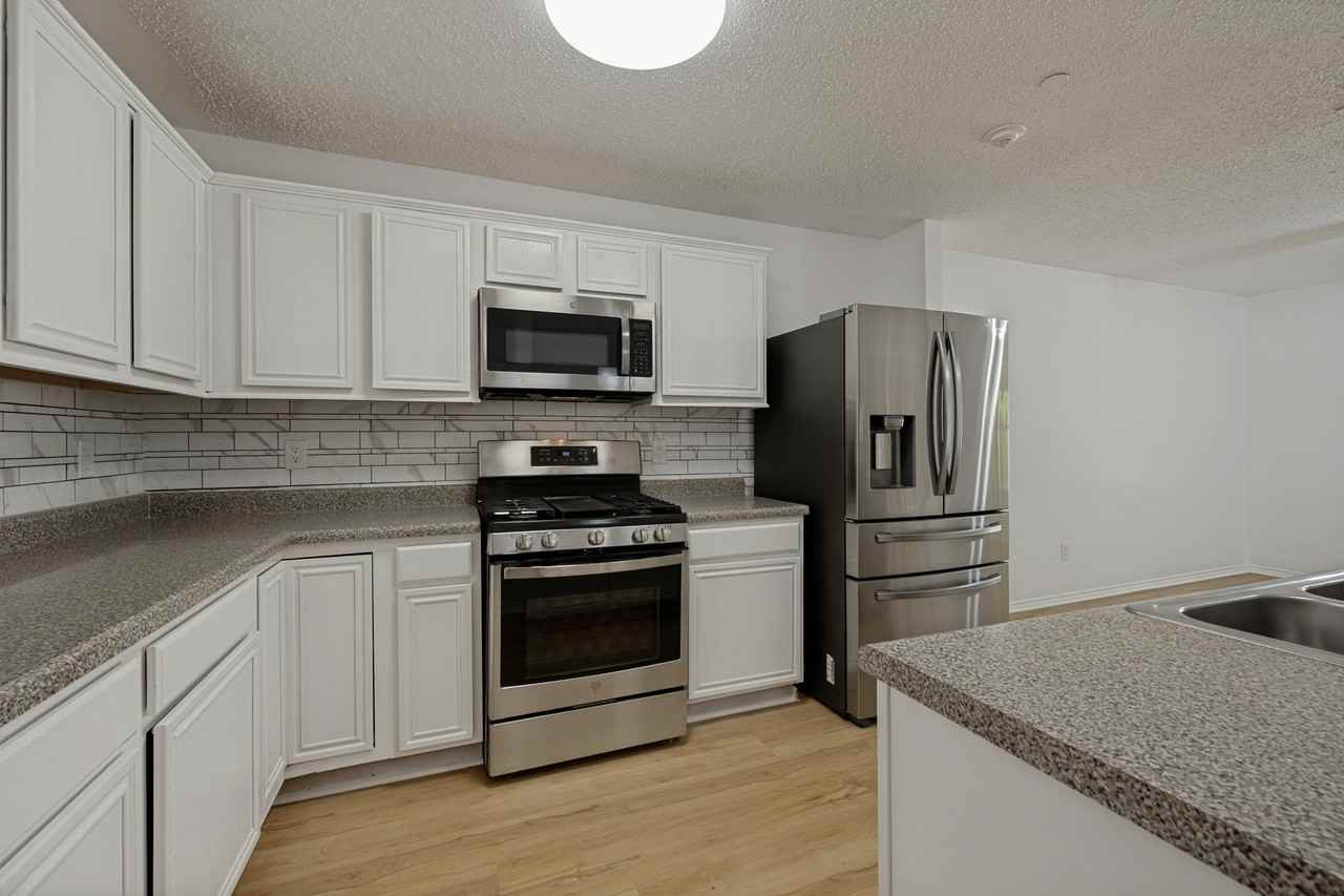 5518 Heathercrest Dr - Photo 6 of 17