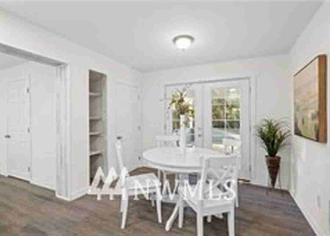 815 S 96th St #A - Photo 6 of 13