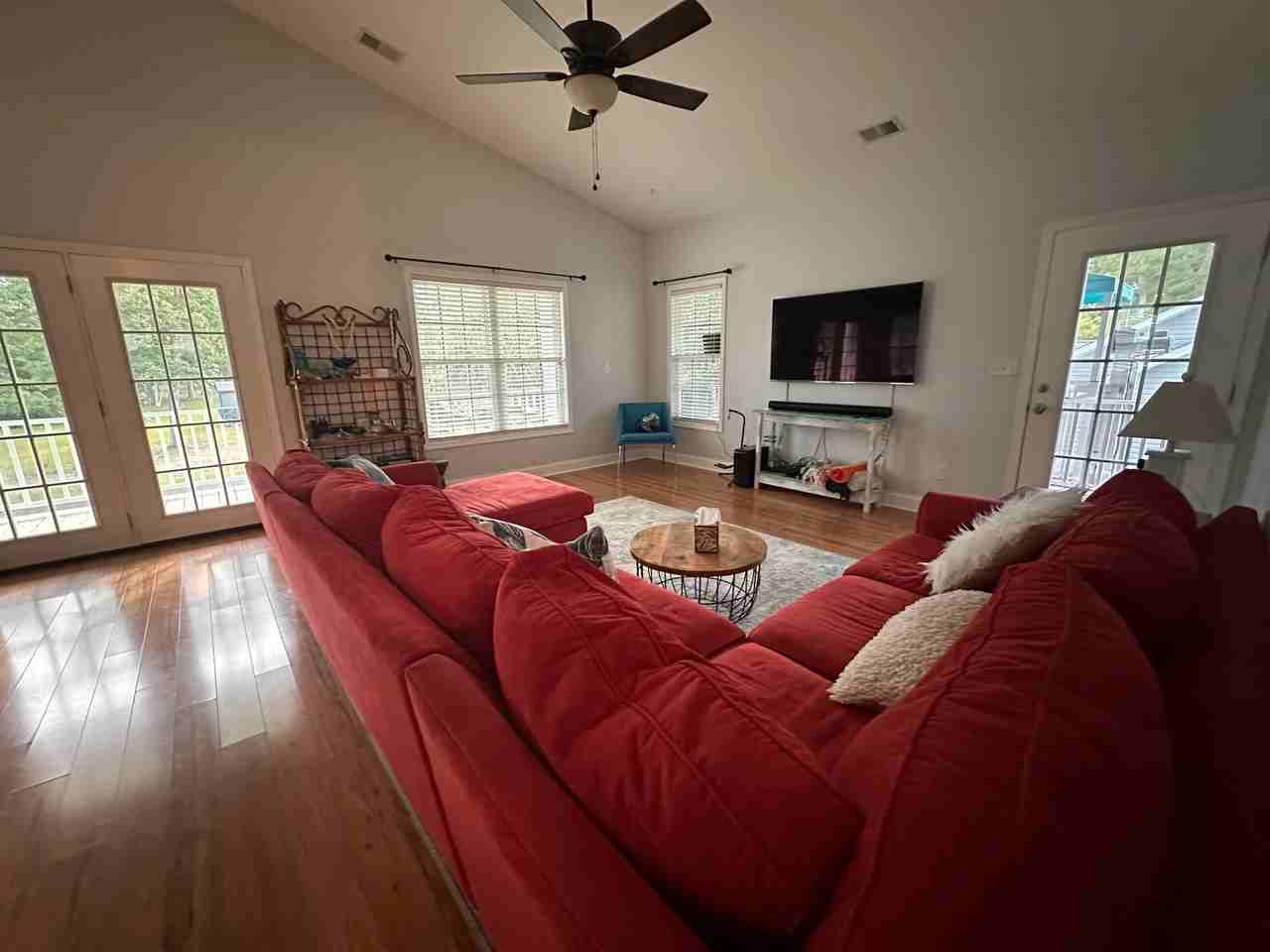 1846 Camelot Dr Sw - Photo 5 of 20