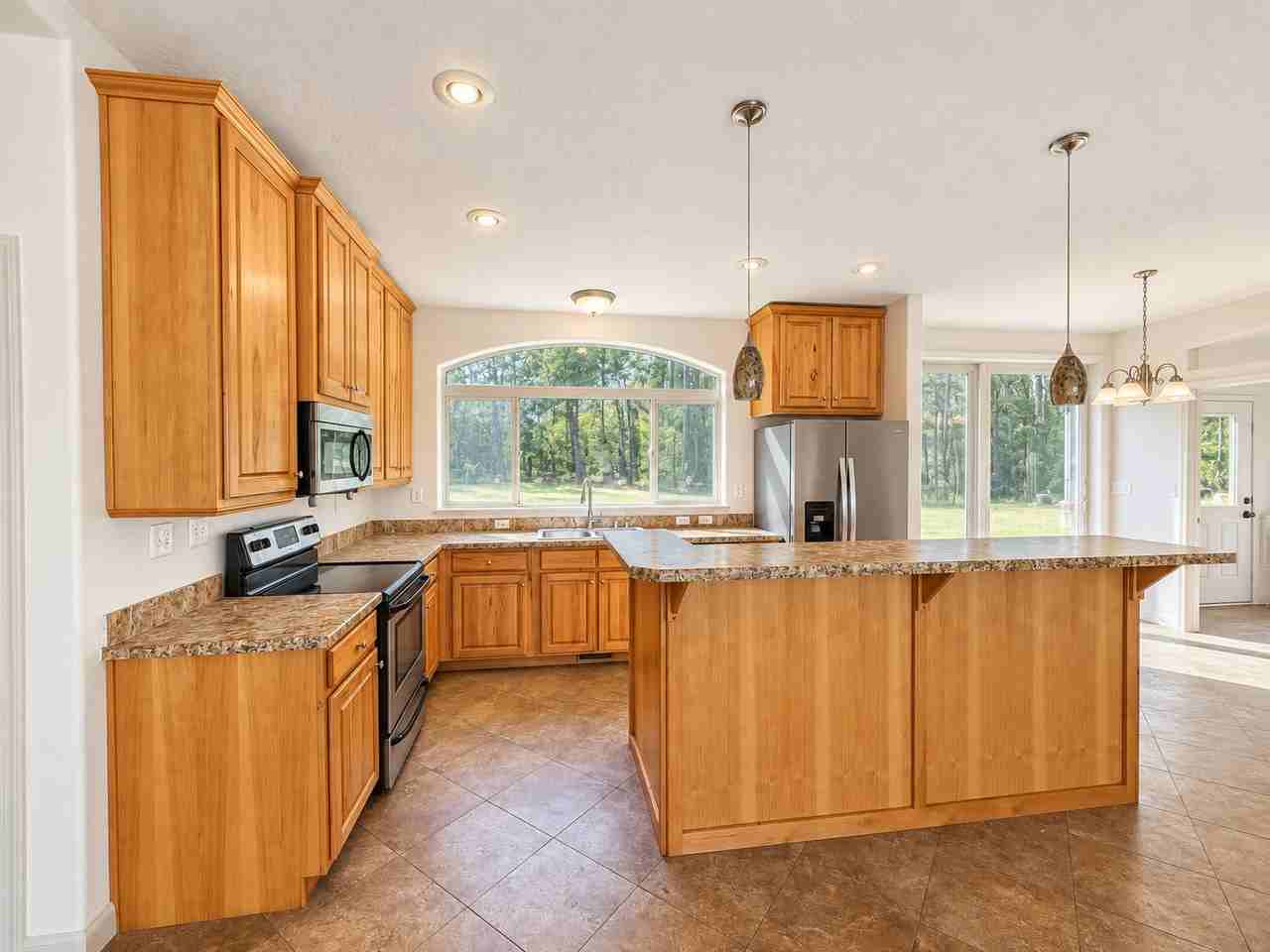 14018 99th Ave Ne - Photo 7 of 15