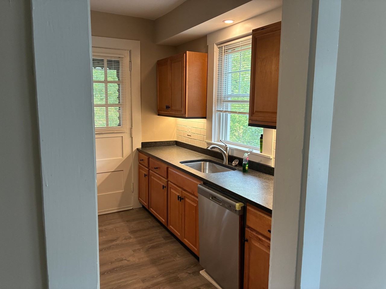 243 Dalzell Ave #3 - Photo 3 of 15