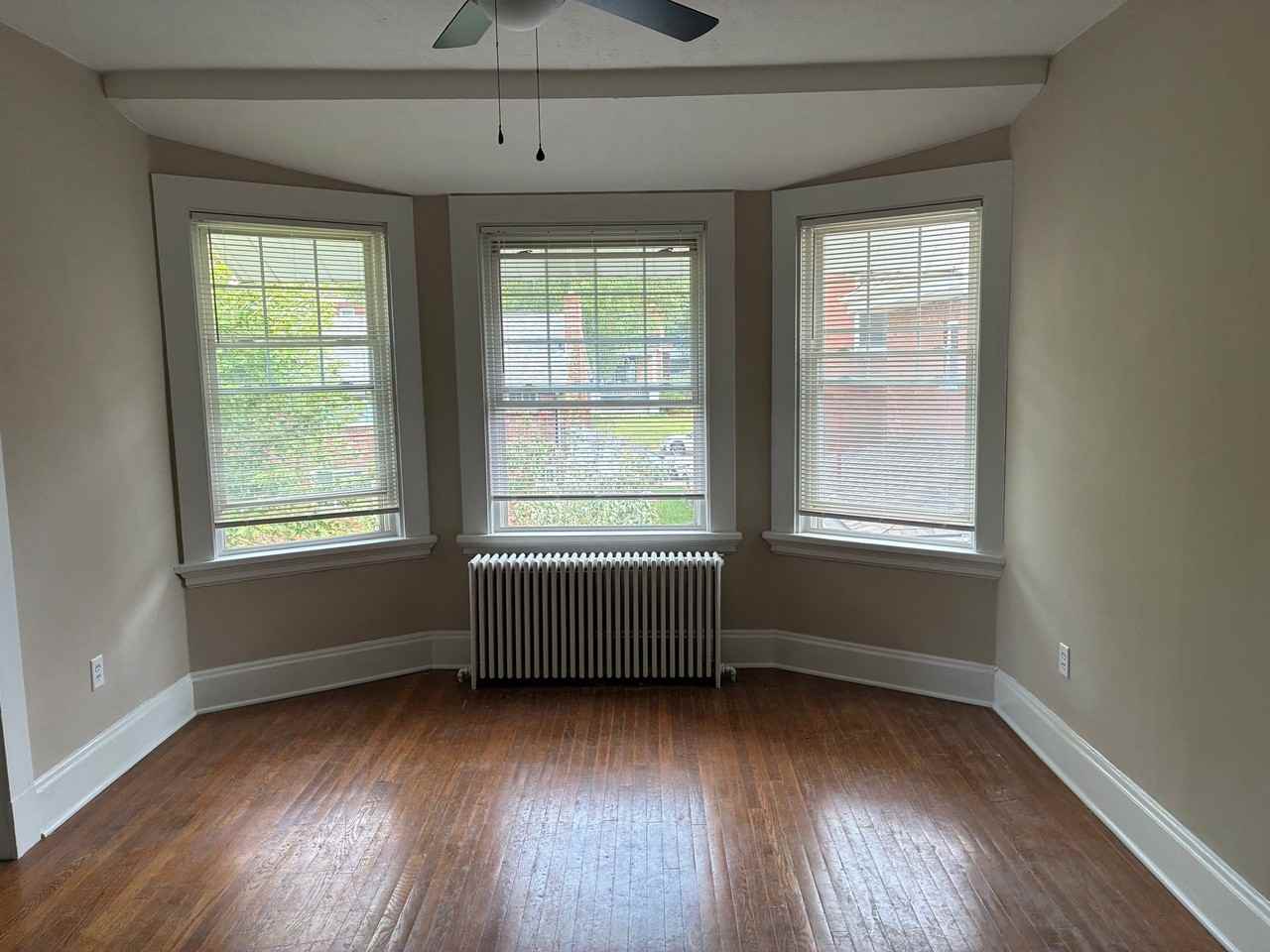 243 Dalzell Ave #3 - Photo 4 of 15