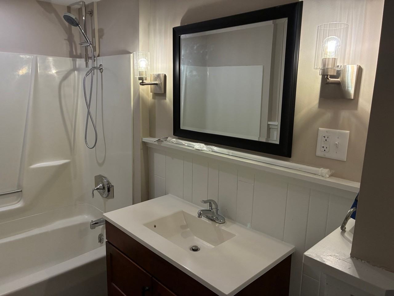 243 Dalzell Ave #3 - Photo 7 of 15