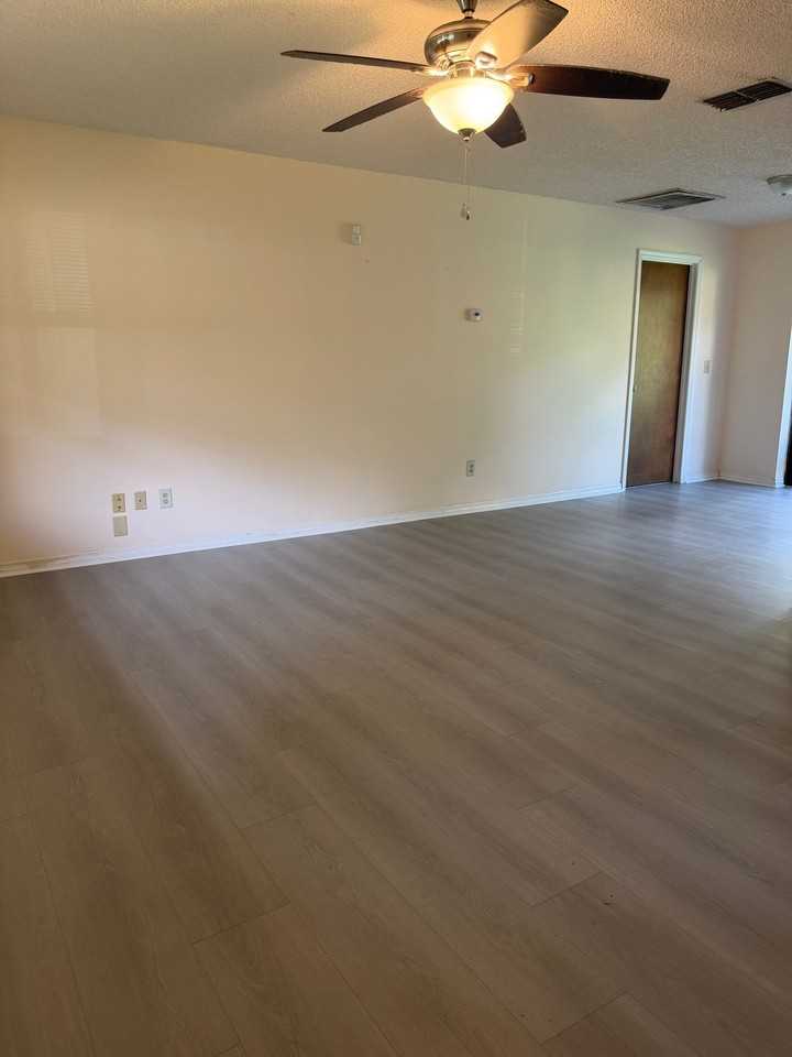 6051 E Dell Ln - Photo 4 of 15