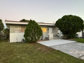 3710 Ne 12th Ter - Photo 1 of 1