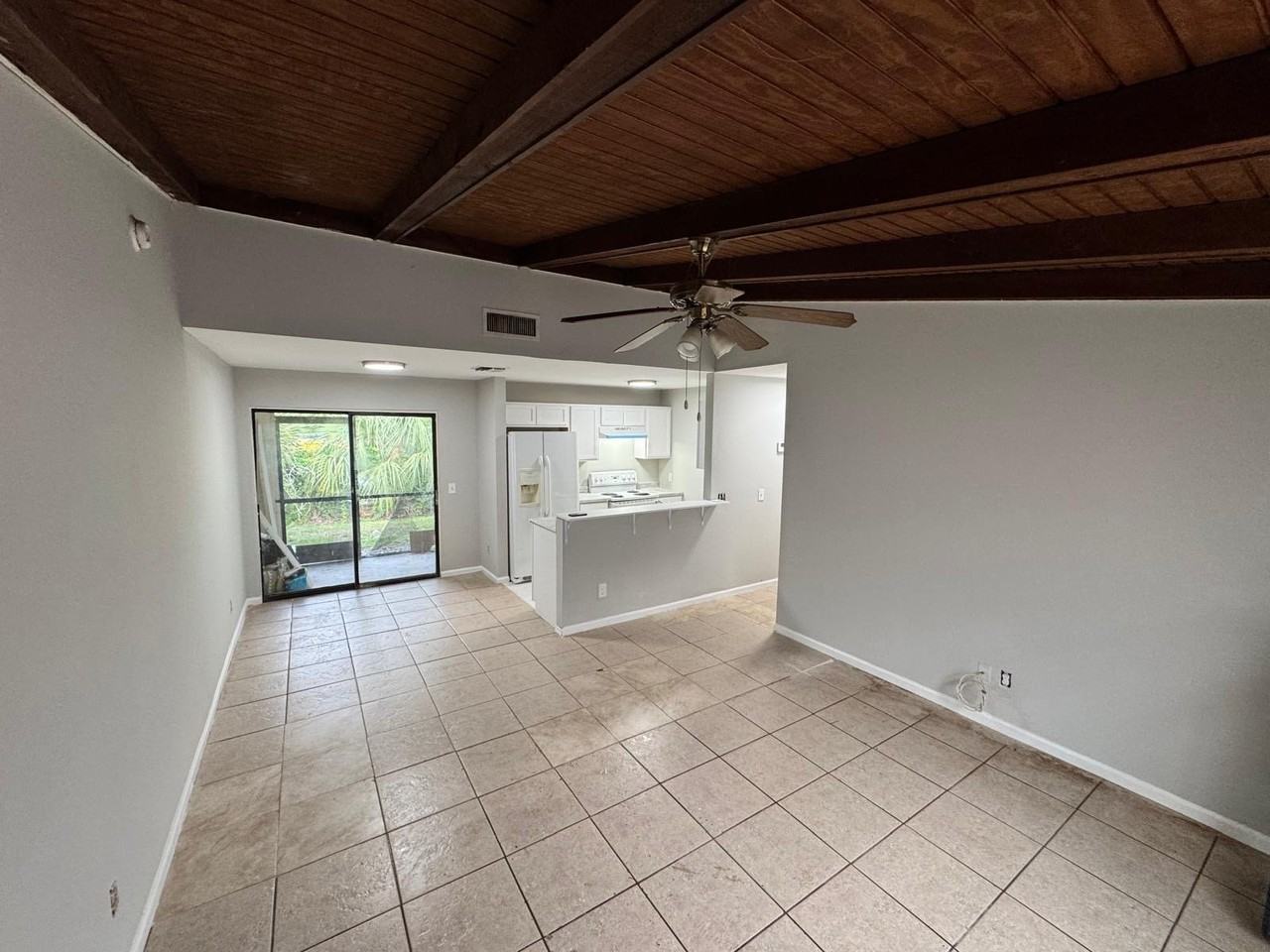 4625 Perth Rd - Photo 3 of 19