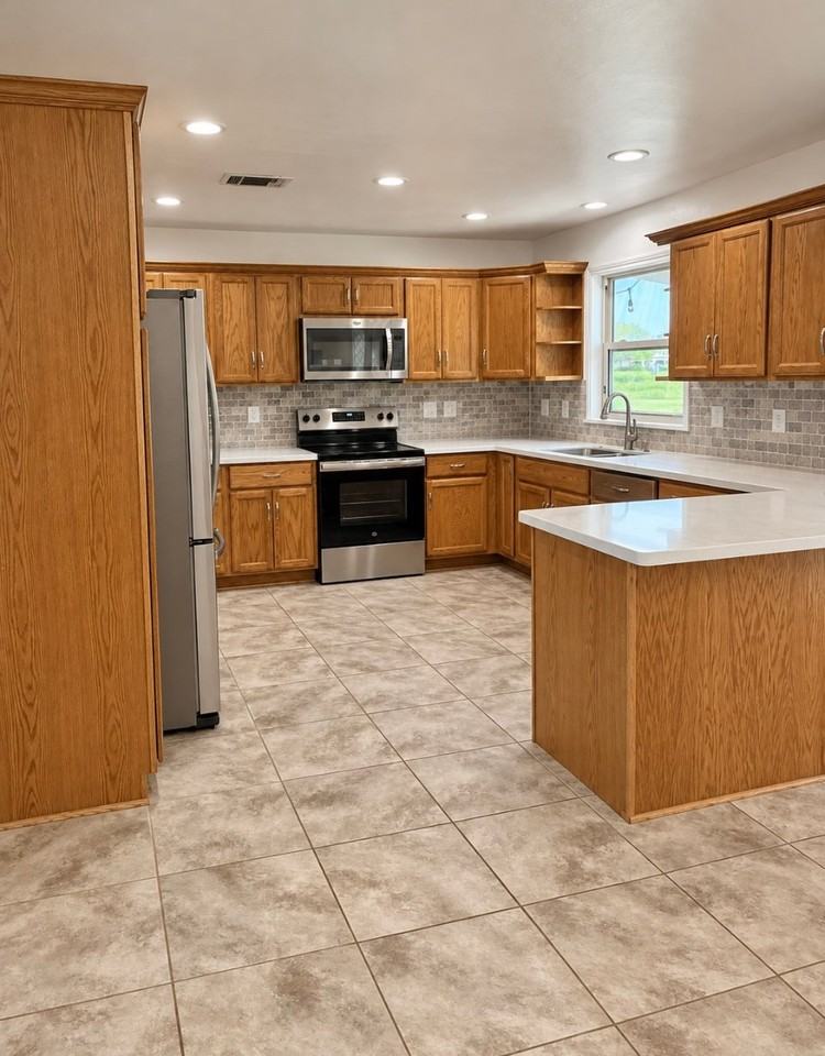 36605 Lariat Ln - Photo 4 of 15