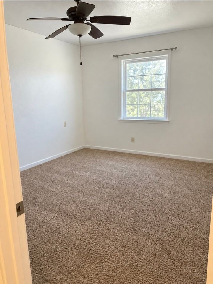 36605 Lariat Ln - Photo 5 of 15