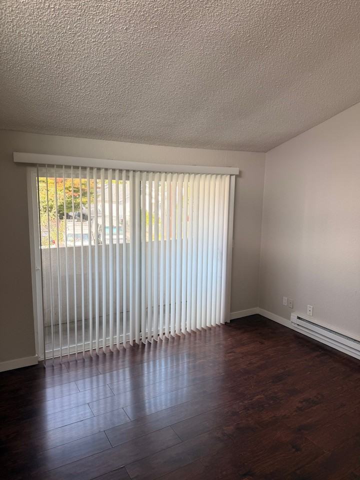 10836 1st Ave Sw #3 - Photo 5 of 20