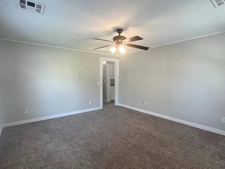 611 E Ward St - Photo 2 of 15