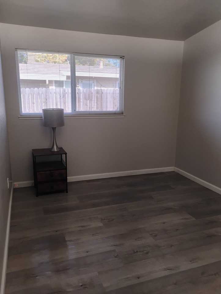 6532 La Cienega Dr #3 - Photo 4 of 6