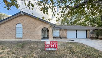307 Castle Ct - Photo 1 of 1