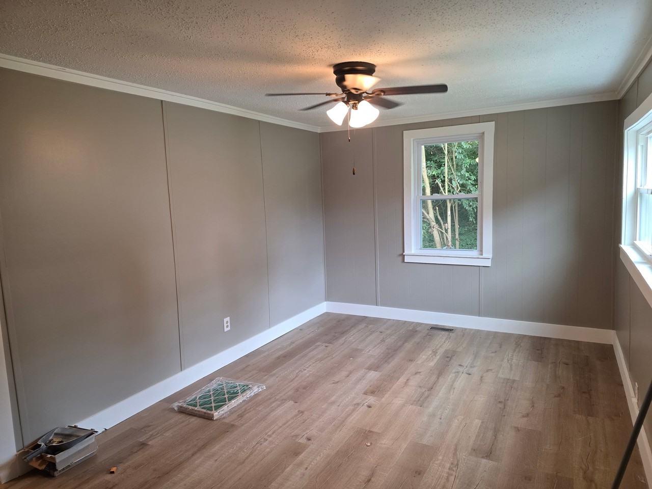 8 Dogan St - Photo 3 of 12