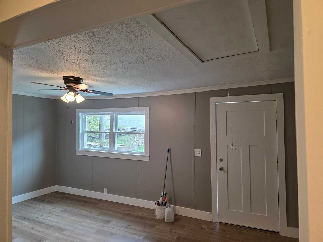 8 Dogan St - Photo 4 of 12