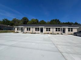 featured image of 933 S Mccrary St #1