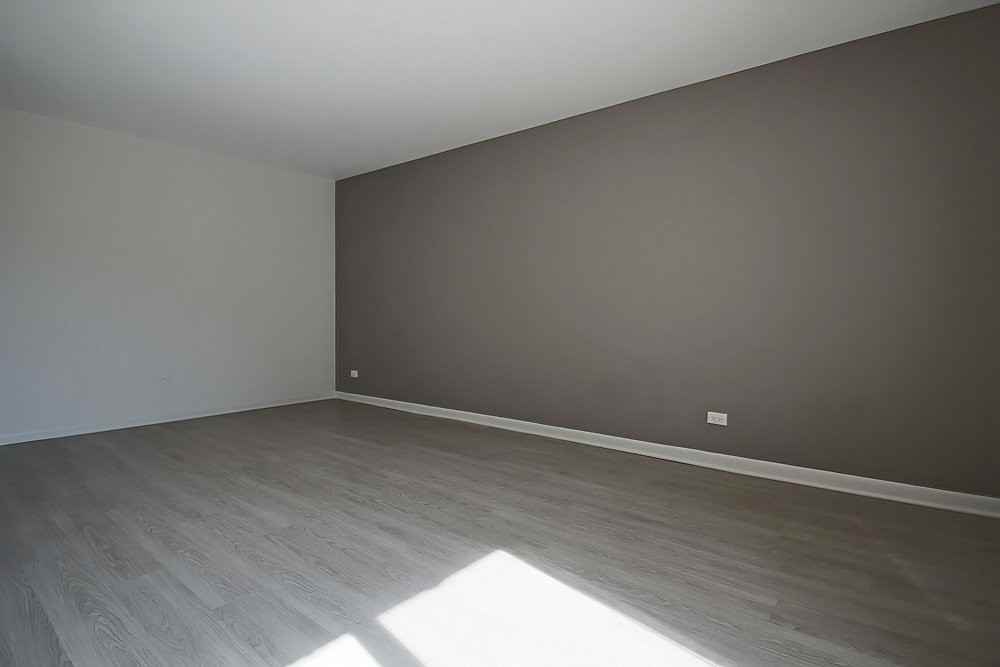 931 S Ashland Ave - Photo 3 of 8