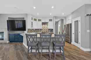 1647 Gateway Dr - Photo 1 of 1
