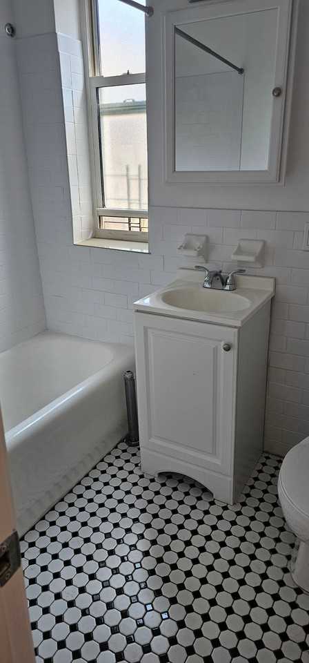 34-47 90th St #G42 - Photo 6 of 6