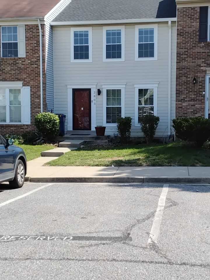2805 Mueserbush Ct - Photo 2 of 17