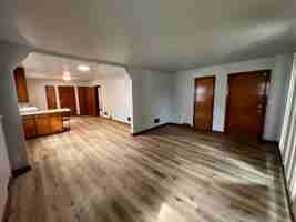featured image of 5223 N 58th St #LOWER