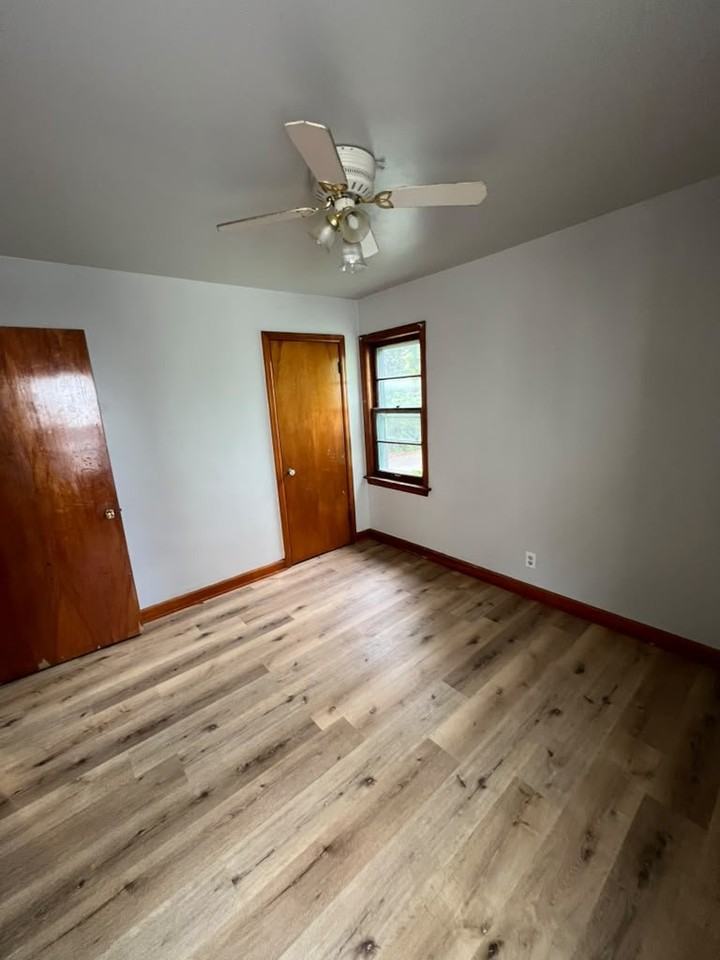 5223 N 58th St - Photo 7 of 7