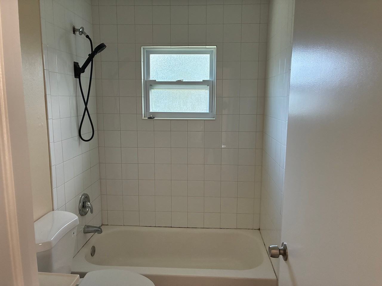 714 65th Ave E - Photo 5 of 13
