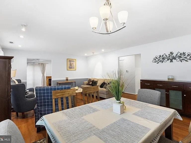 64 Maple Leaf Cir - Photo 7 of 17