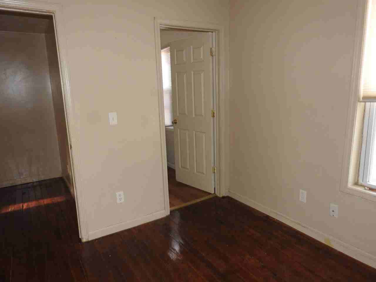310 Gold Ave Nw #3 - Photo 6 of 6