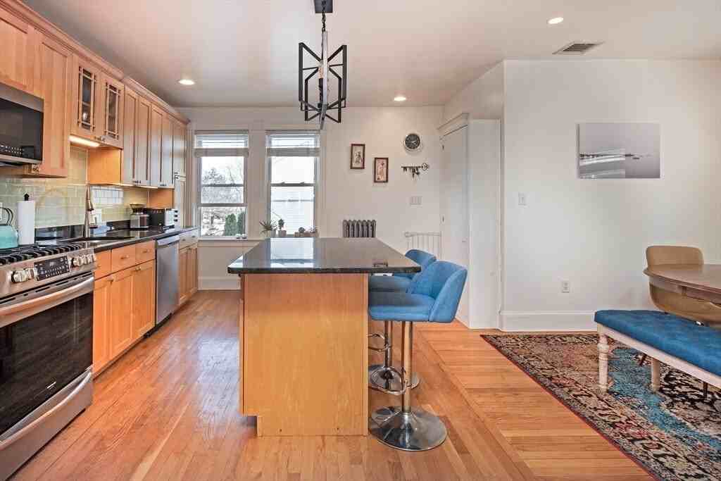 4 Holton St #B - Photo 4 of 20