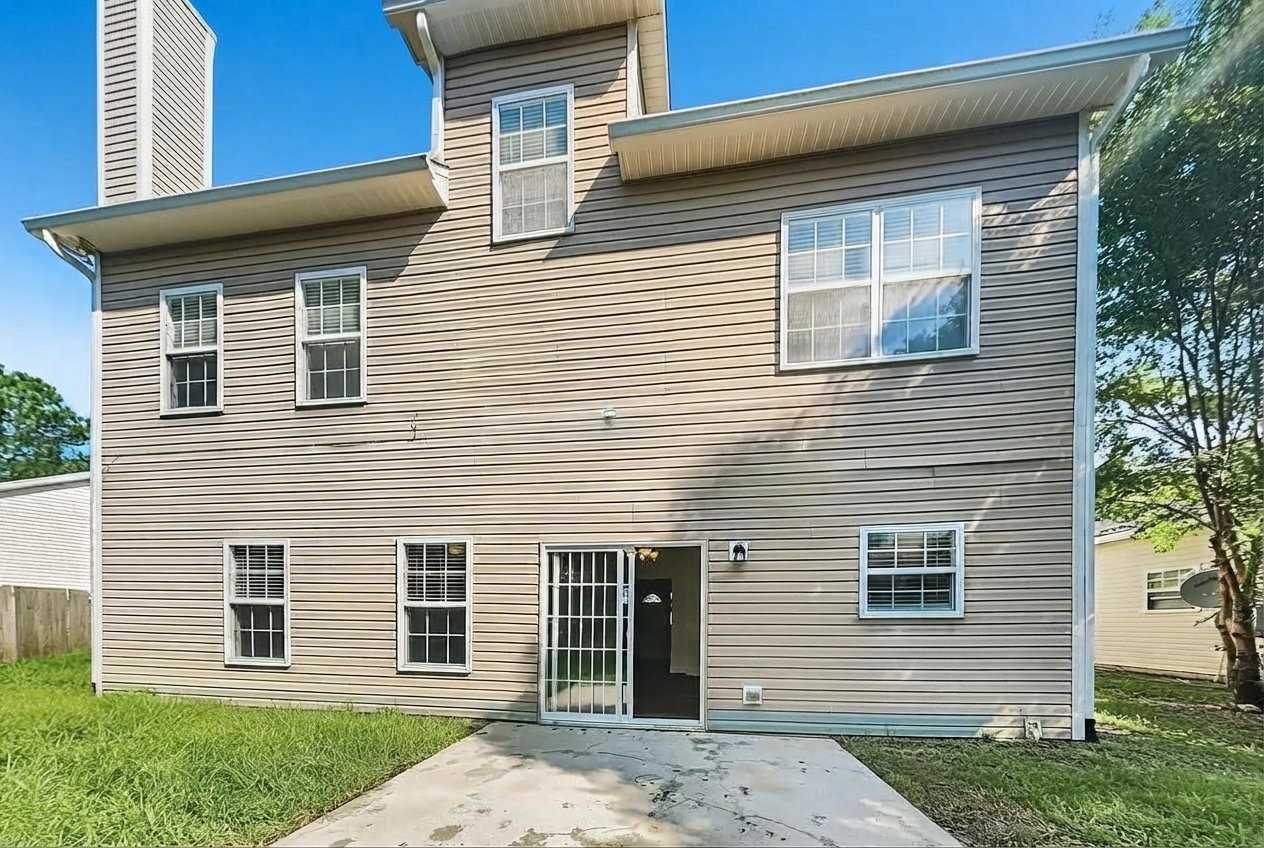 1008 Magnolia Ln - Photo 6 of 11