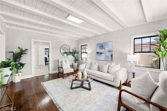 14632 Jackson St - Photo 2 of 15