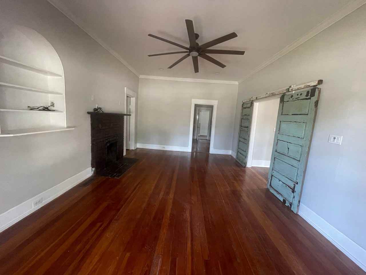209 3rd Ave - Photo 3 of 18