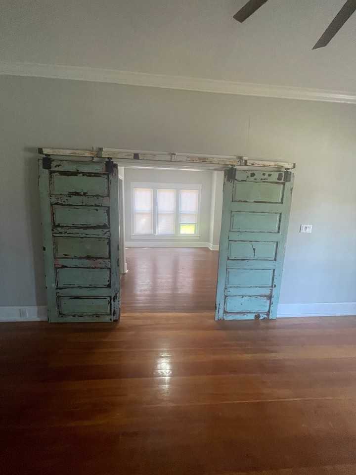 209 3rd Ave - Photo 4 of 18
