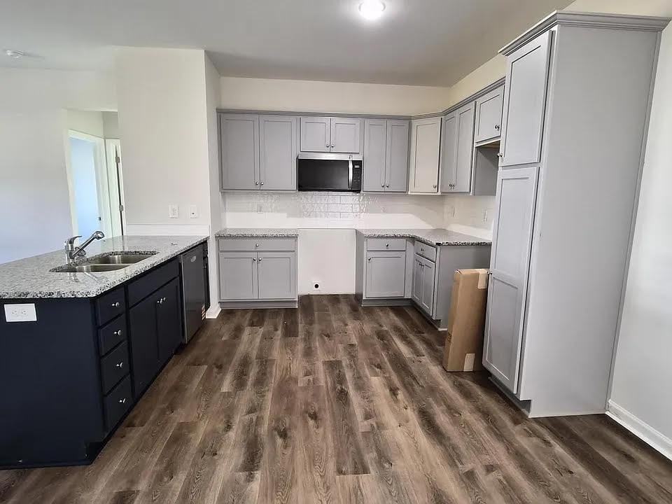 313 Bonsai Way - Photo 3 of 18