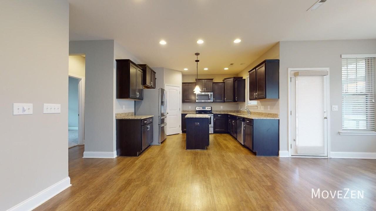 505 Groveview Wynd - Photo 6 of 43