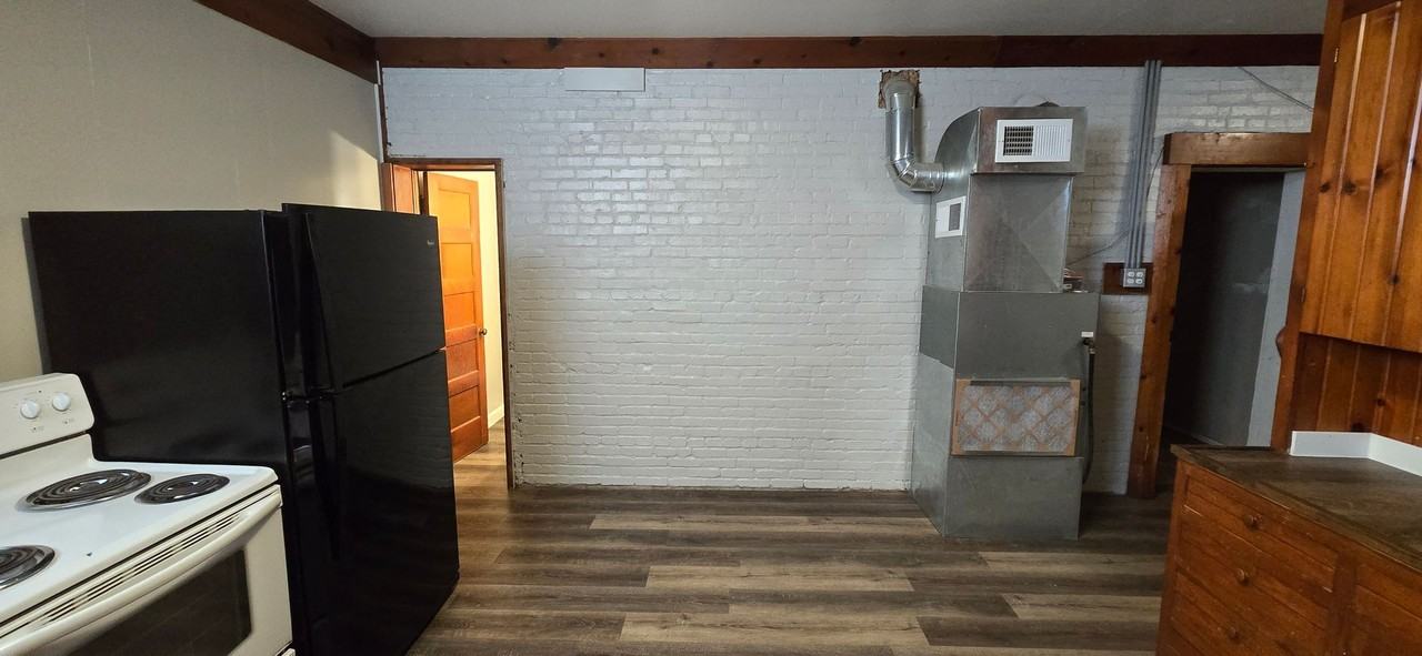 1003 5th St Bsmt #BS - Photo 7 of 19