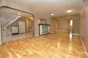 featured image of 52 Mardale Cres Ne